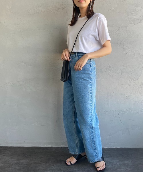 HANES（ヘインズ）の「[HANES/ヘインズ] 2P ジャパンフィット クルーネックTシャツ(アソート)（Tシャツ/カットソー・レディース・ホワイト×ブラック・S/M/L/XL）」の3枚目の写真