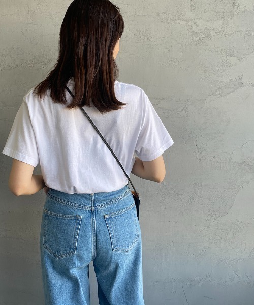 HANES（ヘインズ）の「[HANES/ヘインズ] 2P ジャパンフィット クルーネックTシャツ(アソート)（Tシャツ/カットソー・レディース・ホワイト×ブラック・S/M/L/XL）」の19枚目の写真