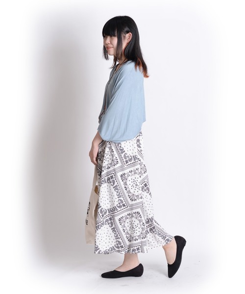 MARAI(マーライ)の「【MARAI】ドルマンカットソー(その他トップス・レディース・グレー/ブルー/ブラック/ホワイト/グリーン/レッド/イエロー/ベージュ/パープル・FREE)」の18枚目の写真