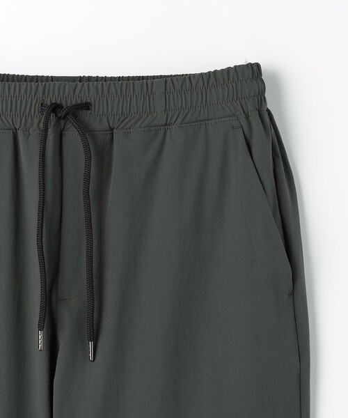 green label relaxing(グリーンレーベルリラクシング)の「【WEB限定】JUST fit Kn/T テック ジョガーパンツ(その他パンツ・メンズ・ブラック/ネイビー/オリーブ/ダークブラウン/ダークグレー・S/M/L/XL)」の22枚目の写真