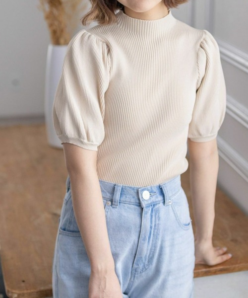 clear（クリア）の「パフスリーブ半袖リブニットトップス（ニット/セーター・レディース・オフホワイト/ブラック/ベージュ/ラベンダー/ピンク・F）」の3枚目の写真