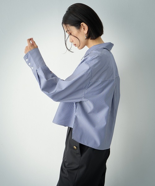 ONE'S TRUE(ワンズトゥルー)の「ショートストライプシャツ(シャツ/ブラウス・レディース・ブルー・L/M)」の14枚目の写真