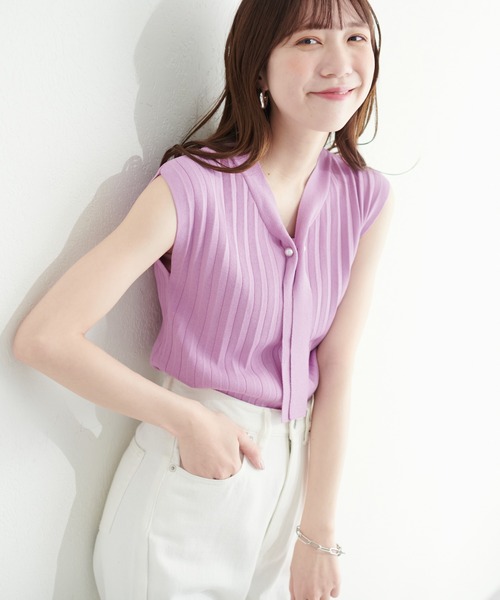 natural couture（ナチュラルクチュール）の「パールバー付ボウタイニットプルオーバー（キャミソール・レディース・アイボリー/グレイッシュベージュ/ブラック/ネイビー/パープル/ブルー系その他・FREE）」の16枚目の写真