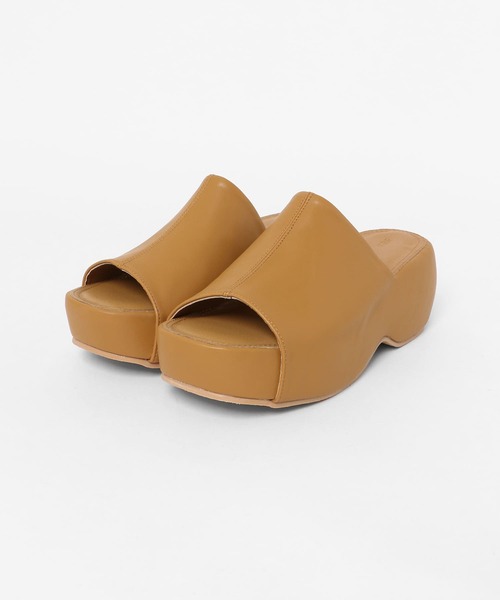 KBF(ケイビーエフ)の「サボサンダル(サンダル・レディース・ブラック/キャメル・37/38/36)」の20枚目の写真