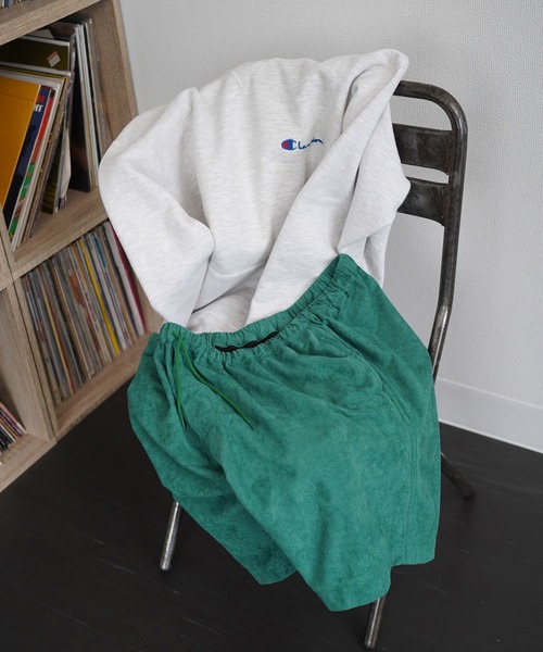SUNNY  SPORTS（サニースポーツ）の「【SUNNY SPORTS サニースポーツ】 FAKE SUEDE BAGGY SHORT PANTS　スウェード　ショーツ（その他パンツ・メンズ・グリーン/ブラック/ブラウン・LARGE/MEDIUM）」の3枚目の写真