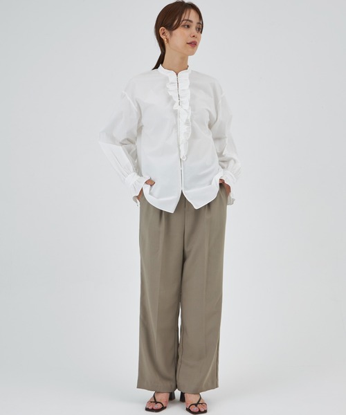 INED CLARO（イネドクラロ）の「フロントフリルシャツ（シャツ/ブラウス・レディース・オフホワイト/ブラウン・フリー）」の15枚目の写真