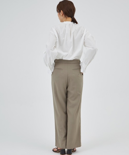 INED CLARO（イネドクラロ）の「フロントフリルシャツ（シャツ/ブラウス・レディース・オフホワイト/ブラウン・フリー）」の20枚目の写真