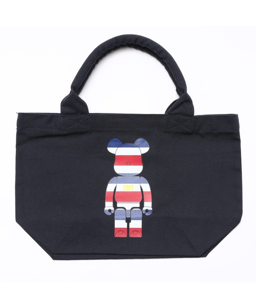 TMT(ティーエムティー)の「BE@RBRICK×TMT TOTE BAG(トートバッグ・メンズ・ネイビー・FREE)」の1枚目の写真