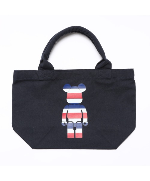 TMT(ティーエムティー)の「BE@RBRICK×TMT TOTE BAG(トートバッグ・メンズ・ネイビー・FREE)」の2枚目の写真