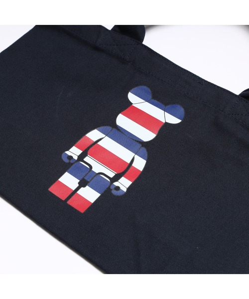 TMT(ティーエムティー)の「BE@RBRICK×TMT TOTE BAG(トートバッグ・メンズ・ネイビー・FREE)」の5枚目の写真