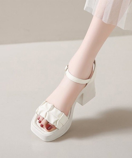 Miniministore(ミニミニストア)の「チャンキーヒールサンダル 厚底サンダル夏(サンダル・レディース・ブラック/オフホワイト/ライトイエロー/ブラウン・22.5cm/23.0cm/23.5cm/24.0cm/24.5cm)」の10枚目の写真