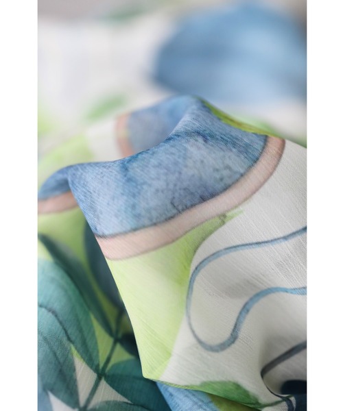 cawaii(カワイイ)の「爽やかな風を纏う立体画アートのシフォンチュニック(チュニック・レディース・グリーン・FREE)」の8枚目の写真