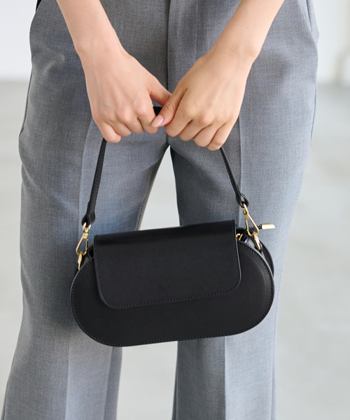 FRAMeWORK（フレームワーク）の「AULENTTI/オウレンティ 2WAYフラップショルダーバッグ（ショルダーバッグ・レディース・ブラック/ベージュ・FREE）」の11枚目の写真
