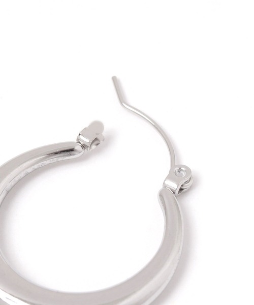 LAKOLE（ラコレ）の「ステンレスボリュームフープピアス / 144606（ピアス（両耳用）・レディース・その他1/その他2・FREE）」の3枚目の写真