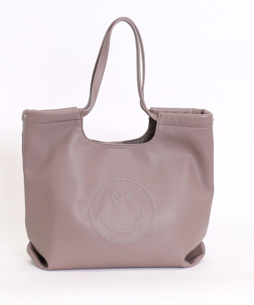 COOCO(クーコ)の「SMILEY スタッズフェイクレザートートバッグ/A4対応(トートバッグ・レディース・グレー系/シルバー/ブラック・FREE)」の5枚目の写真