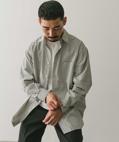 URBAN RESEARCH DOORS（アーバンリサーチドアーズ）の「『吸水速乾/イージーケア』コットンタッチルーズストライプシャツ（シャツ/ブラウス・メンズ・ベージュ系その他/ブラウン系その他・MEDIUM/LARGE）」の10枚目の写真