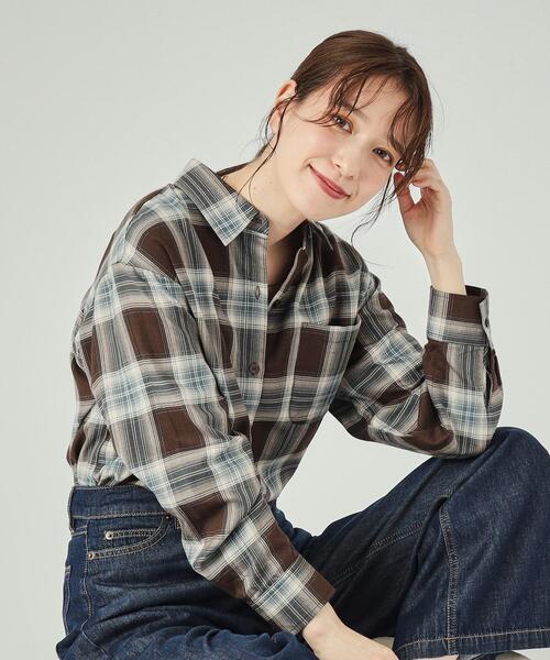 SHOO・LA・RUE（シューラルー）の「◆【洗える】着回しいろいろ 大人のためのチェックシャツ（シャツ/ブラウス・レディース・モスグリーン系1/レッド系3/ブルー系1/ブラック系1・02/03/04）」の3枚目の写真