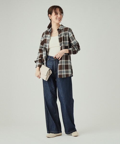 SHOO・LA・RUE（シューラルー）の「◆【洗える】着回しいろいろ 大人のためのチェックシャツ（シャツ/ブラウス・レディース・モスグリーン系1/レッド系3/ブルー系1/ブラック系1・02/03/04）」の12枚目の写真