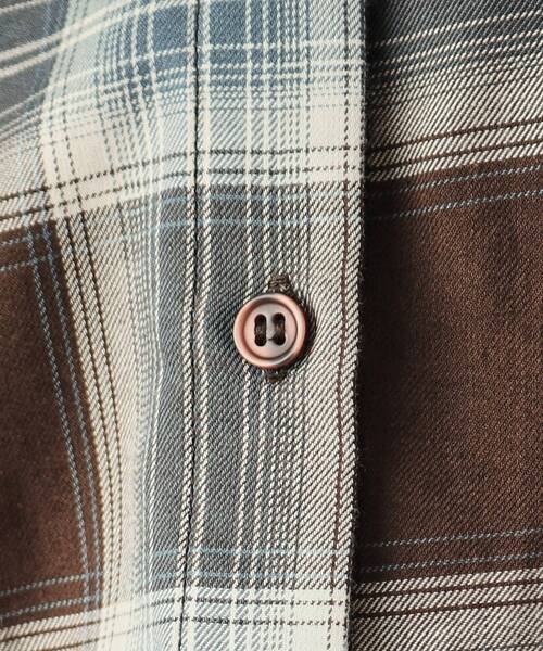 SHOO・LA・RUE（シューラルー）の「◆【洗える】着回しいろいろ 大人のためのチェックシャツ（シャツ/ブラウス・レディース・モスグリーン系1/レッド系3/ブルー系1/ブラック系1・02/03/04）」の13枚目の写真