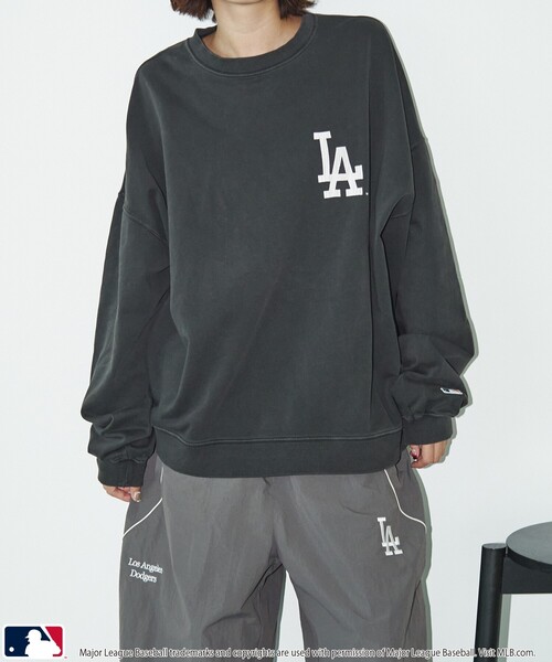 MLB(メジャーリーグベースボール)の「MLB/メジャーリーグベースボール MLB 別注ナイロンラインパイピングパンツ/トラックパンツ(限定展開)(その他パンツ・メンズ・ネイビー/グレー/ブラック・LARGE/MEDIUM/SMALL)」の8枚目の写真