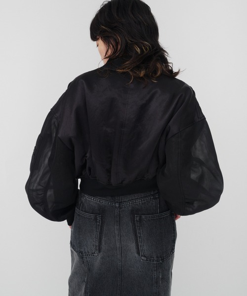 THINGS THAT MATTER（シングス ザット マター）の「SHEER SLEEVES COMPACT MA-1 BLOUSON / シアースリーブコンパクトエムエーワンブルゾン（MA-1・レディース・ブラック/カーキ/ラベンダー・FREE）」の13枚目の写真