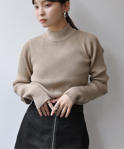 Meli rich（メリーリッチ）の「ラメボトルネックリブニットプルオーバー（ニット/セーター・レディース・グレー/ブルー/アイボリー/ブラック/グレイッシュベージュ/モカ/ミント・MEDIUM）」の6枚目の写真