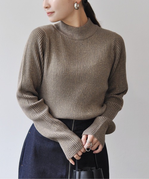 Meli rich（メリーリッチ）の「ラメボトルネックリブニットプルオーバー（ニット/セーター・レディース・グレー/ブルー/アイボリー/ブラック/グレイッシュベージュ/モカ/ミント・MEDIUM）」の5枚目の写真