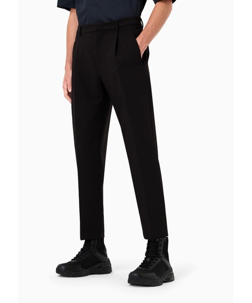 EMPORIO ARMANI（エンポリオアルマーニ）の「【エンポリオ アルマーニ】パンツ ソフトビスコース混紡 ダーツ＆ウェルトポケット（スラックス・メンズ・ブラック・46/48）」の2枚目の写真