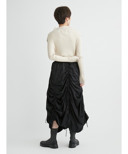 emmi(エミ)の「リブラインハイネックニットプルオーバー(ニット/セーター・レディース・バーガンディー/ブラック/ライトブルー/アイボリー・FREE)」の13枚目の写真