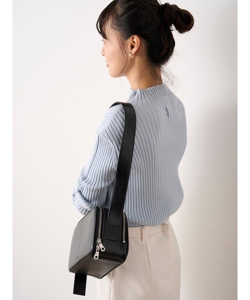 emmi(エミ)の「リブラインハイネックニットプルオーバー(ニット/セーター・レディース・バーガンディー/ブラック/ライトブルー/アイボリー・FREE)」の17枚目の写真