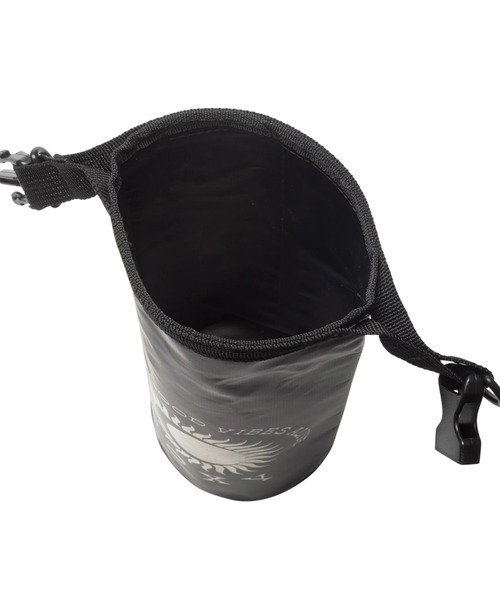 ROXY(ロキシー)の「MINIMUL BEACH BAG/ロキシーターポリン防水ショルダーバッグ(ショルダーバッグ・レディース・ブラック・FREE)」の6枚目の写真
