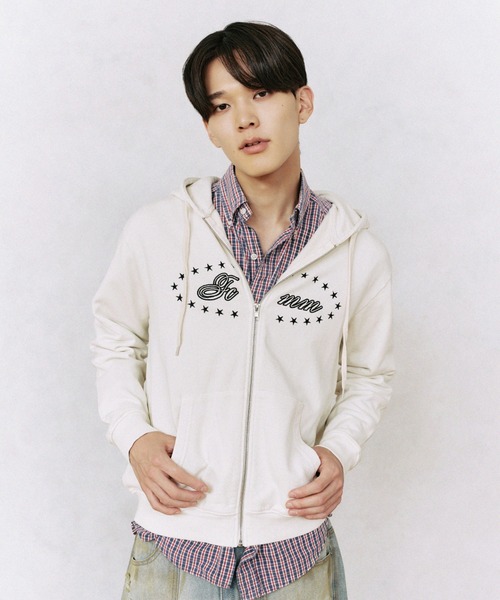FCMM(エフシーエムエム)の「PIGMENT DYED ZIP HOODIE/ピグメントダイドジップフーディ(パーカー・レディース・チャコール/ライトブルー/アイボリー・LARGE/MEDIUM)」の5枚目の写真