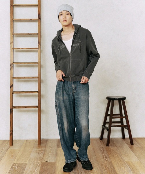 FCMM(エフシーエムエム)の「PIGMENT DYED ZIP HOODIE/ピグメントダイドジップフーディ(パーカー・レディース・チャコール/ライトブルー/アイボリー・LARGE/MEDIUM)」の16枚目の写真