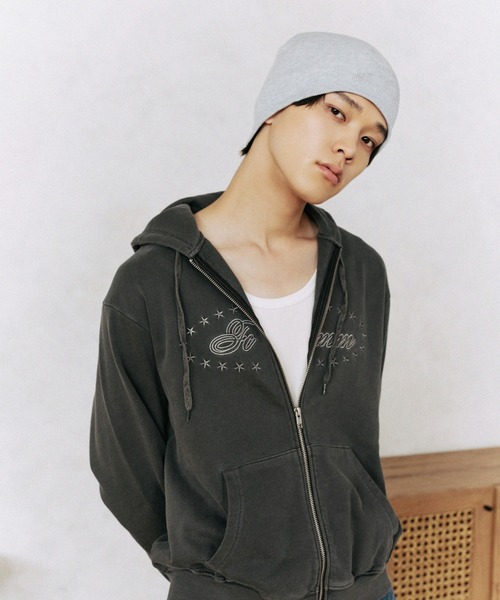 FCMM(エフシーエムエム)の「PIGMENT DYED ZIP HOODIE/ピグメントダイドジップフーディ(パーカー・レディース・チャコール/ライトブルー/アイボリー・LARGE/MEDIUM)」の15枚目の写真