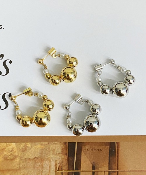 Lace Ladies(レースレディース)の「メタリック ボール チェーン フープ ピアス(ピアス(両耳用)・レディース・ゴールド/シルバー・FREE)」の4枚目の写真