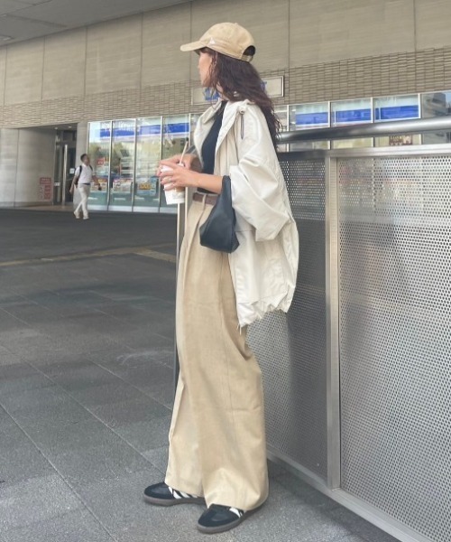 y/m(イム)の「ドロストマウンテンパーカー(ブルゾン・レディース・ブラック/オフホワイト・FREE)」の19枚目の写真