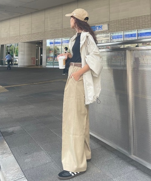 y/m(イム)の「ドロストマウンテンパーカー(ブルゾン・レディース・ブラック/オフホワイト・FREE)」の20枚目の写真
