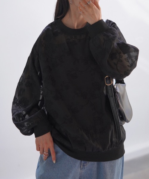 HUG.U（ハグユー）の「フローラルシアー Tシャツ（Tシャツ/カットソー・レディース・ブラック/アイボリー・FREE）」の3枚目の写真