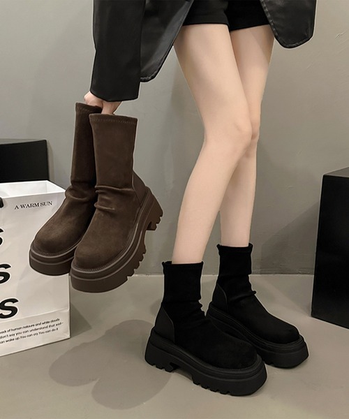 Lace Ladies（レースレディース）の「ソリッドカラー ドッキング 厚底 ショート ブーツ（ブーツ・レディース・ブラック/ブラウン・24.5cm/24cm/23.5cm/23cm/22.5cm/25cm）」の13枚目の写真