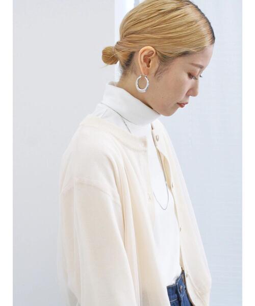 Samansa Mos2 blue（サマンサモスモスブルー）の「◎チュールドッキングニットカーディガン（カーディガン/ボレロ・レディース・グレー/ブラック/キナリ・F）」の17枚目の写真