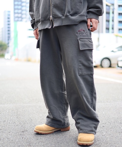 ATMARK(アットマーク)の「《フリーサイズ / UNISEX 》ATMARKクラウンロゴスウェットパンツ ピグメント加工 セットアップ可能(スウェットパンツ・メンズ・ネイビー/ホワイト/ブラック・FREE)」の18枚目の写真