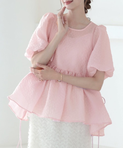 MERAKI（メラキ）の「バルーンスリーブサイドリボンシアーブラウス（シャツ/ブラウス・レディース・サックスブルー/ピンク/イエロー/ブラック/ライトベージュ・FREE）」の7枚目の写真