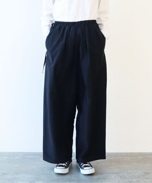 yuni(ユニ )の「空紡 コットンキュプラ コクーンパンツ(その他パンツ・レディース・レッド/アイボリー/サックスブルー/ブラック・FREE)」の2枚目の写真