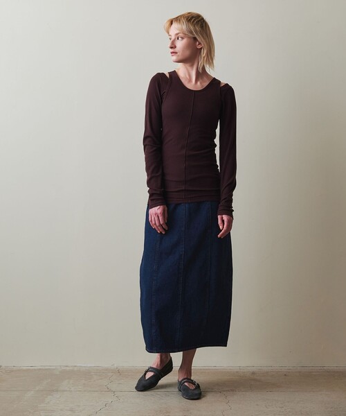 Steven Alan（スティーブンアラン）の「＜Steven Alan＞13OZ デニム タルスカート（デニムスカート・レディース・ネイビー/ブラック・L/M/S/XS）」の4枚目の写真