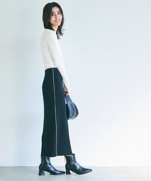 coca(coca)(コカ)の「【WEB限定セール】リブVネックトップス(ニット/セーター・レディース・チャコール/アイボリー/ブラック/ネイビー・M/L/S)」の21枚目の写真