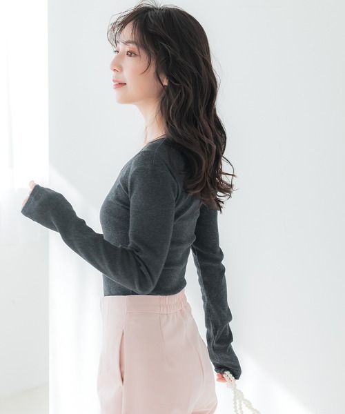 coca(coca)(コカ)の「【WEB限定セール】リブVネックトップス(ニット/セーター・レディース・チャコール/アイボリー/ブラック/ネイビー・M/L/S)」の15枚目の写真