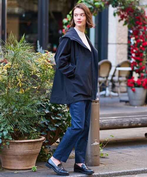 DRESSTERIOR（ドレステリア）の「【洗える】撥水ストレッチアノラックパーカ（ブルゾン・レディース・ブラック/ライトグレー・36/38）」の8枚目の写真