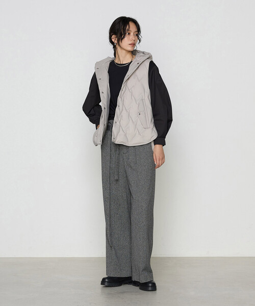 Gabardine K.T（ギャバジンケーティー）の「ポンチ 袖パフカットソー（Tシャツ/カットソー・レディース・ブラック・9号/11号）」の7枚目の写真