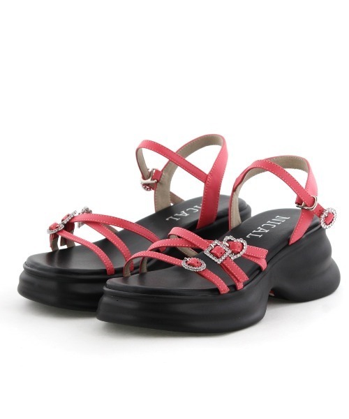 【✴︎美品✴︎】SOREL クロスストラップサンダル ゴールド24 ✴︎美品✴︎】SOREL クロスストラップサンダル ゴールド24