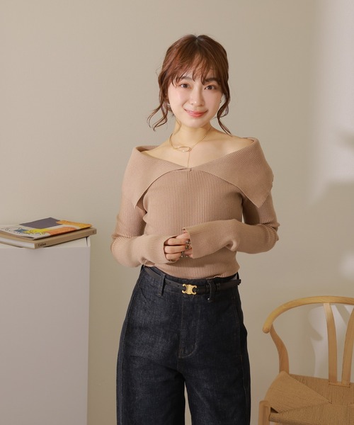 LAULEN(ローレン)の「off shoulder lib knit pullover /オフショルダー リブ ニット プルオーバー(ニット/セーター・レディース・アイボリー/ブラック/ベージュ・FREE)」の4枚目の写真